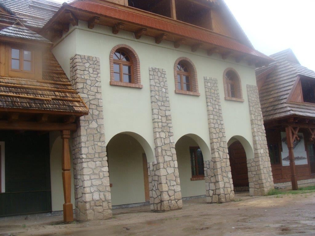 okna drewniane sosnowe ze szporoami